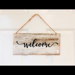 Welcome Hanging Sign